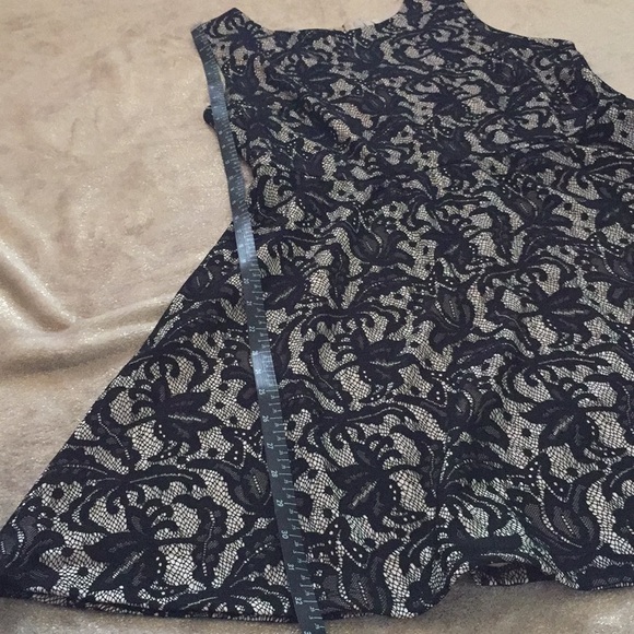 🚨SOLD 🚨Three Hearts Nude & Black Dress - Picture 4 of 6